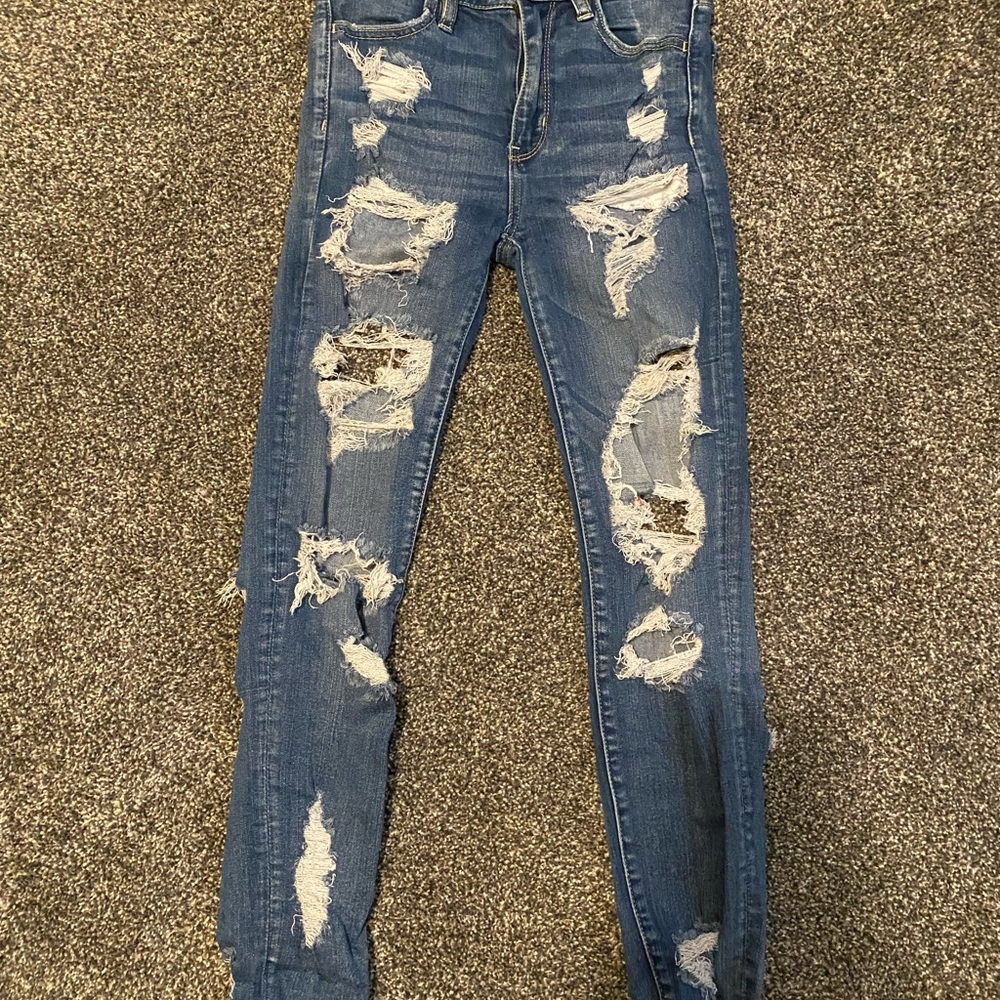 Super Ripped American Eagle Jeans